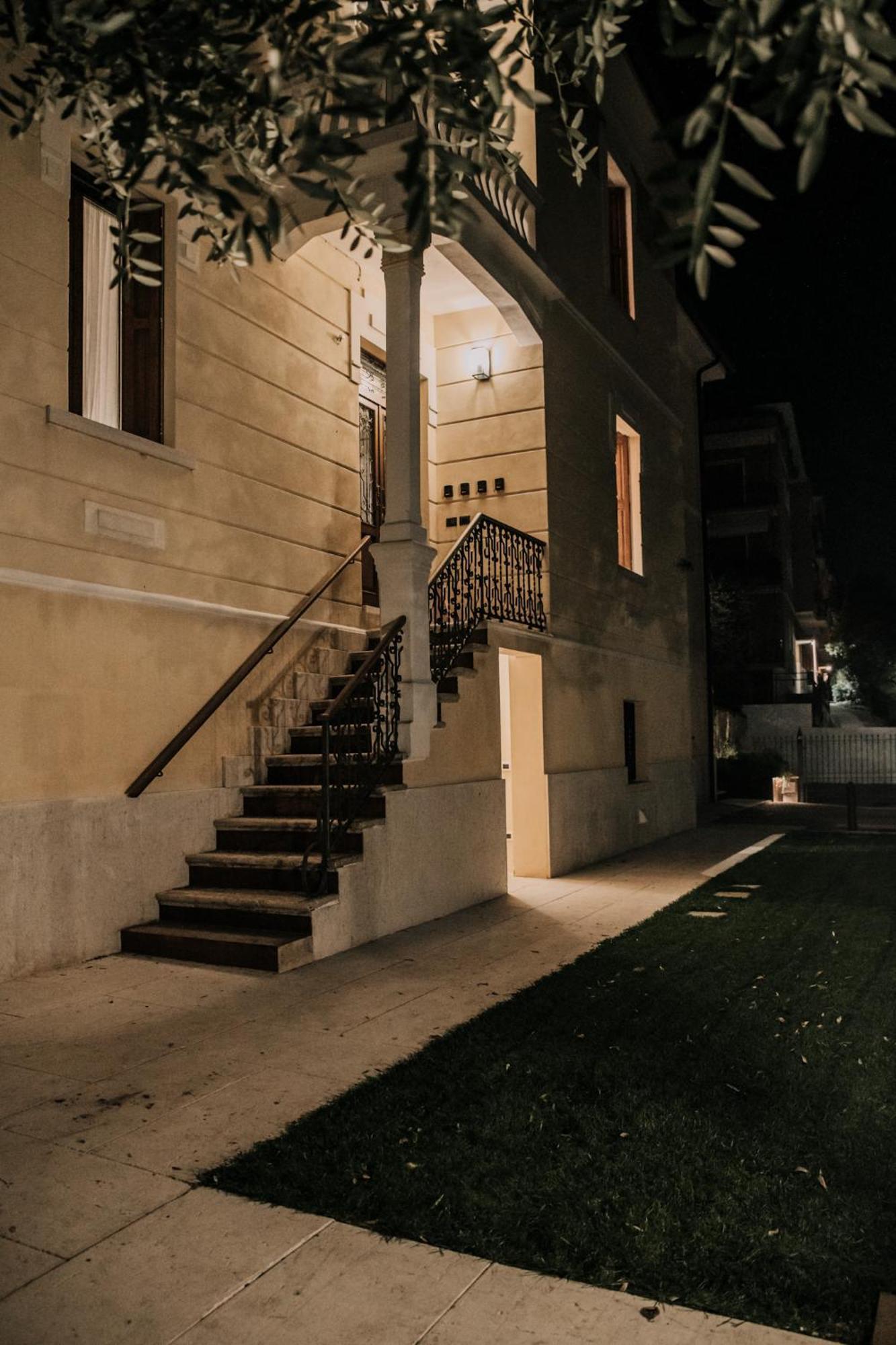 Naboo Verona Luxury Suites Ngoại thất bức ảnh